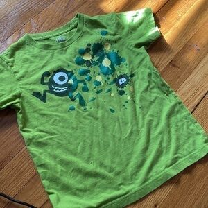 Disney Pixar Uniqlo Monsters Inc t shirt rare EUC 5T.